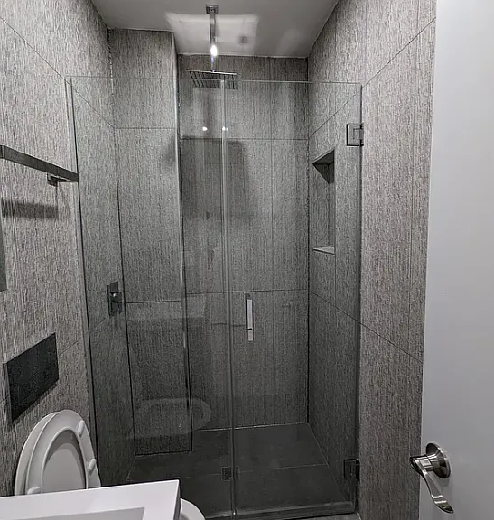 400 E 11th St #3 — Photo 4