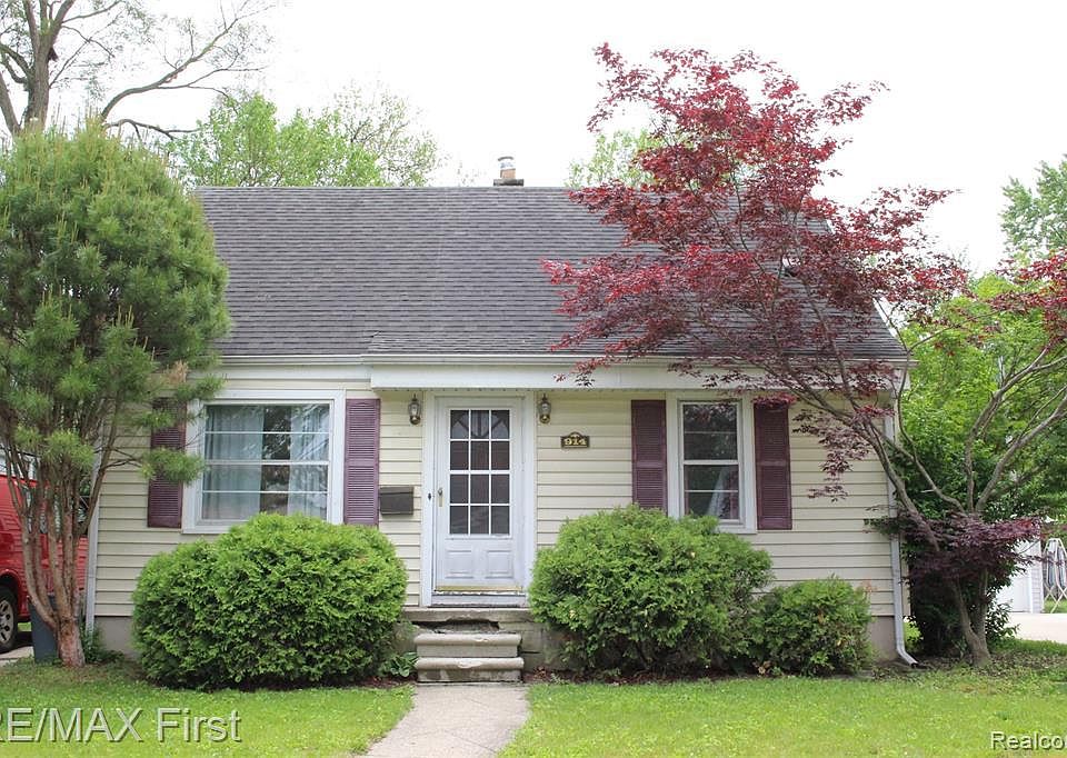1st image of 914 Bauman Ave