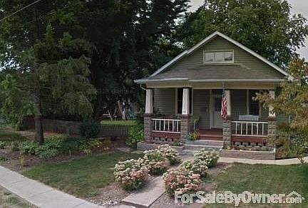 Large Front Porch
						:
						Quick access to SAFB or I-64. Fresh paint, new siding, pleasant view.
