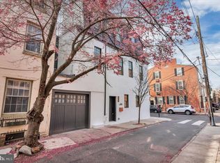 1650 Waverly St, Philadelphia, PA 19146