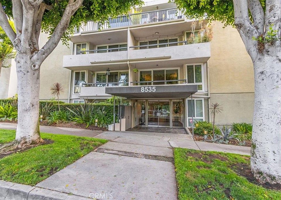 1st image of 8535 W West Knoll Dr APT 209