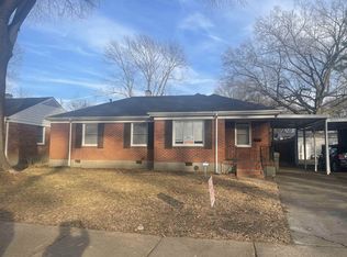 1660 Ivy Rd, Memphis, TN 38117