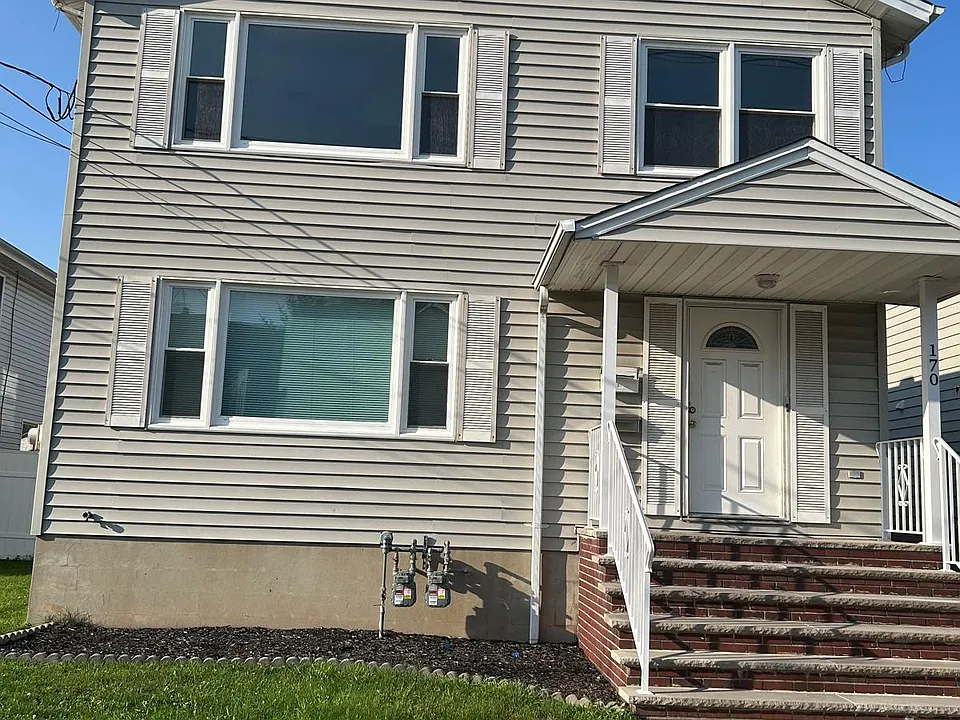 170 Randolph St #2
