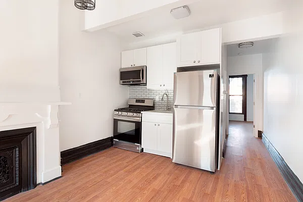 Rented by Brown Harris Stevens | media 6