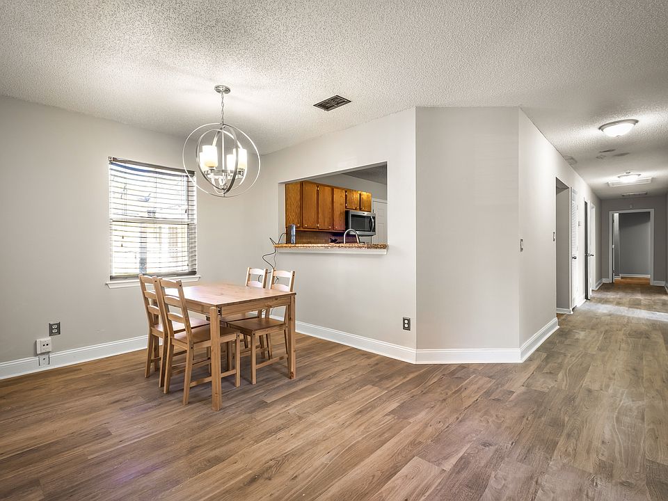 1st image of 3417 Kingston St #1
