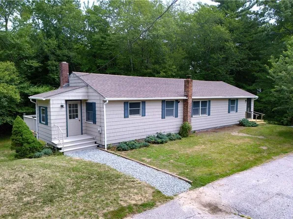 6 Beaulieu Ave, Coventry, RI 02816