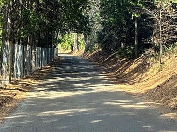 5th image of 2058 Cable Rd