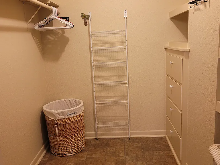 210 Oak Bay St #303 — Photo 13