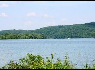 Deer Ln, Kingston, TN 37763