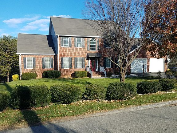 2nd image of 845 Craig Ave