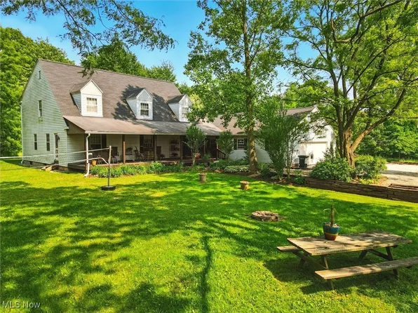 18961 Nelson Parkman Rd, Garrettsville, OH 44231