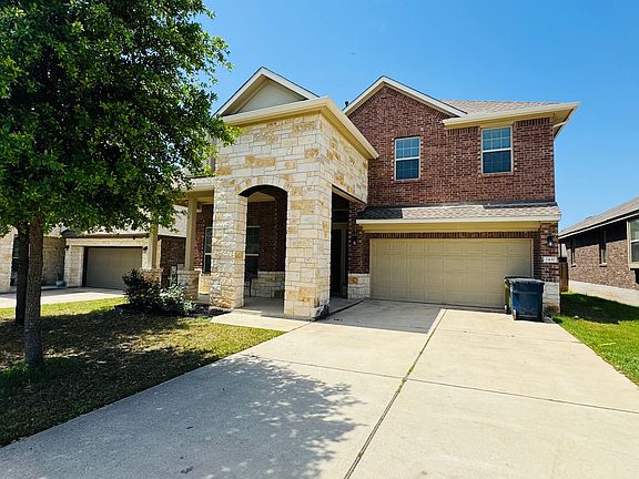 4th image of 2437 Merton Dr