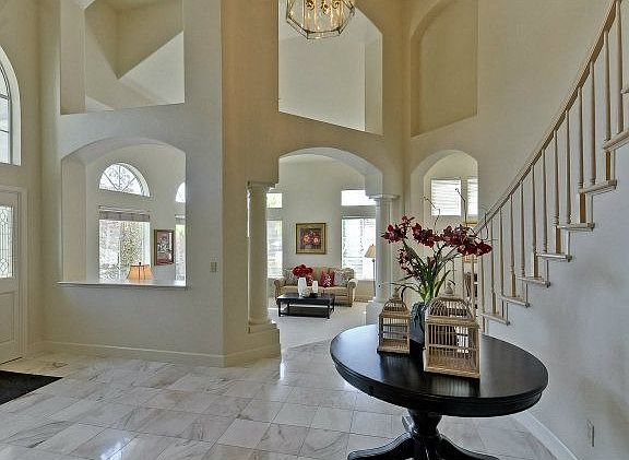 2nd image of 72 Lakewood Cir