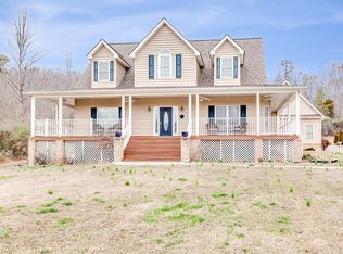 1911 E Bullrun Valley Dr, Powell, TN 37849