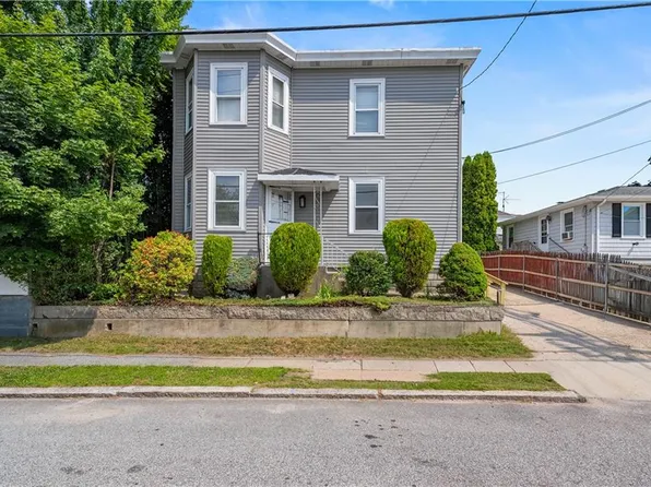 117 Chestnut Hill Ave, Cranston, RI 02920