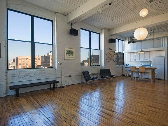 2nd image of 429 N 13th St APT 5A