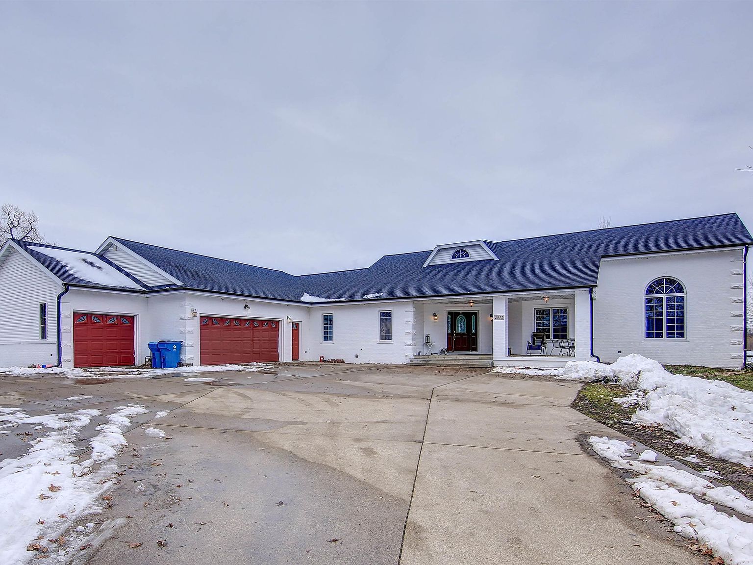 2812 9th St, Camanche, IA 52730 MLS QC4250006 Zillow