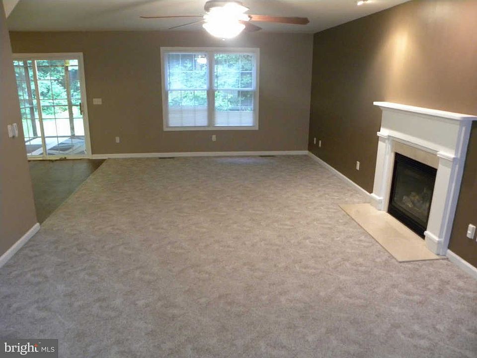 2nd image of 26737 Hamden Dr
