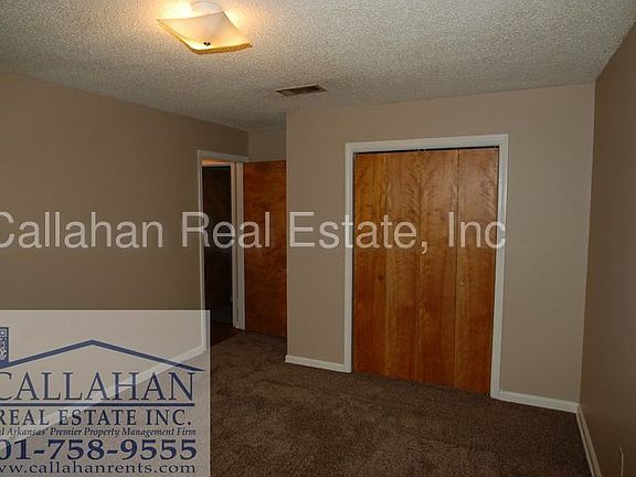 4th image of 1016 W 44th St