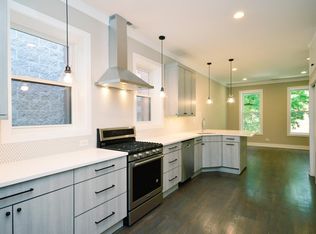 1053 N Winchester Ave APT 2F, Chicago, IL 60622