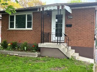 784 Olive Ave, Oshawa, ON L1H 2S3