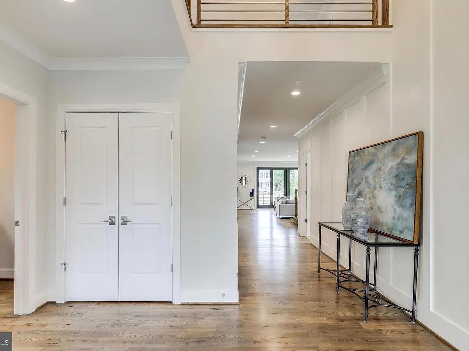 6 bed, 6.5 bath, 5787 sqft, $7,800 — Photo 4