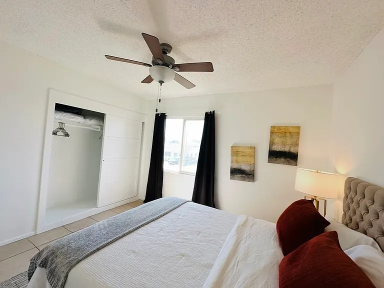1635 W 108th St #1637-1/2 — Photo 2