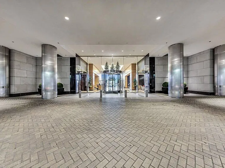 600 N Lake Shore Dr #3210 — Photo 30