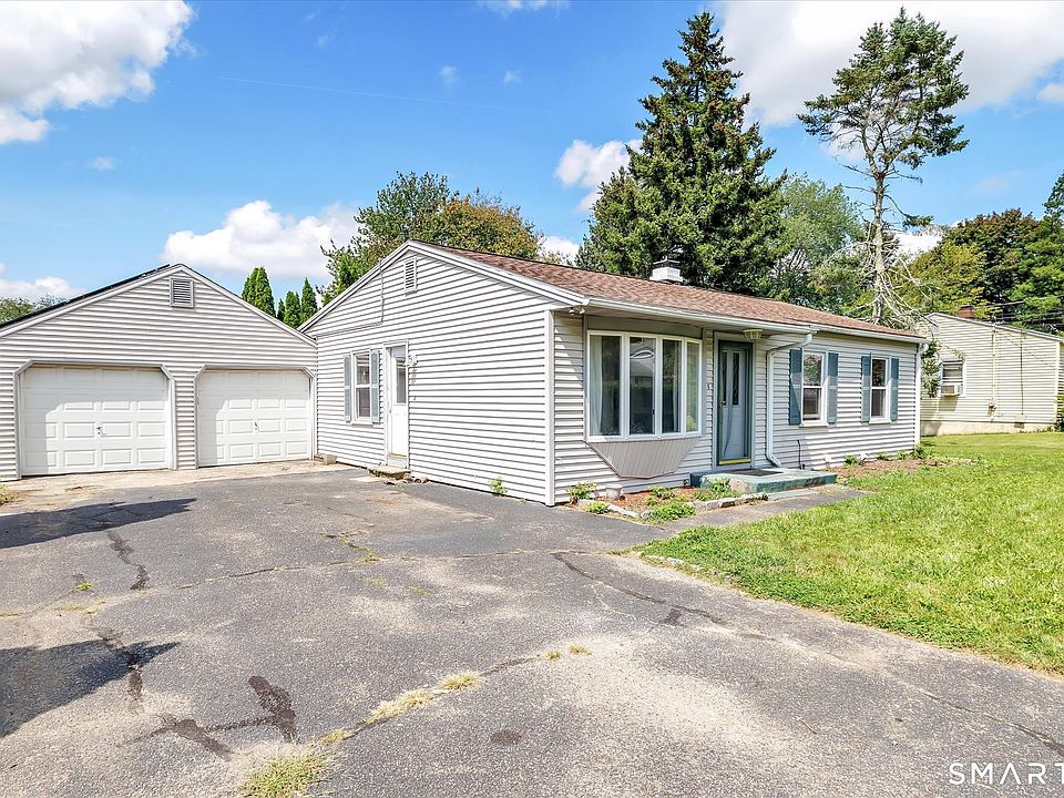 1st image of 12 Crestwood Road