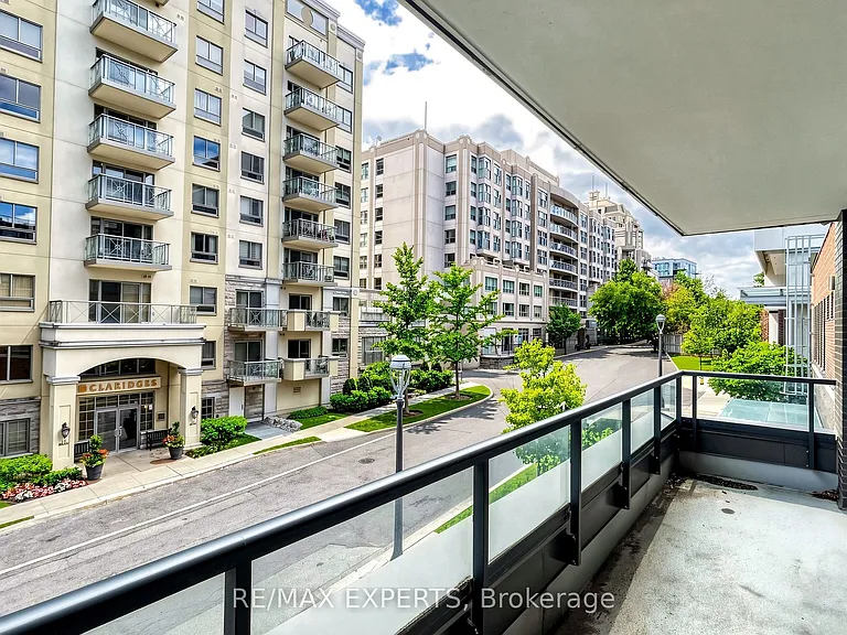 18 Rean Dr #223 — Photo 36