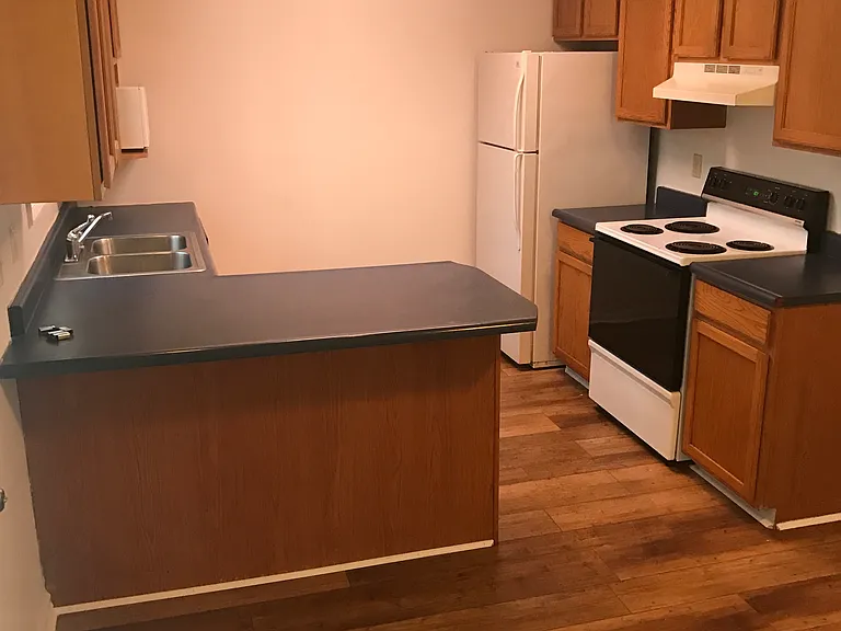 812 Barry Ct #1 — Photo 5