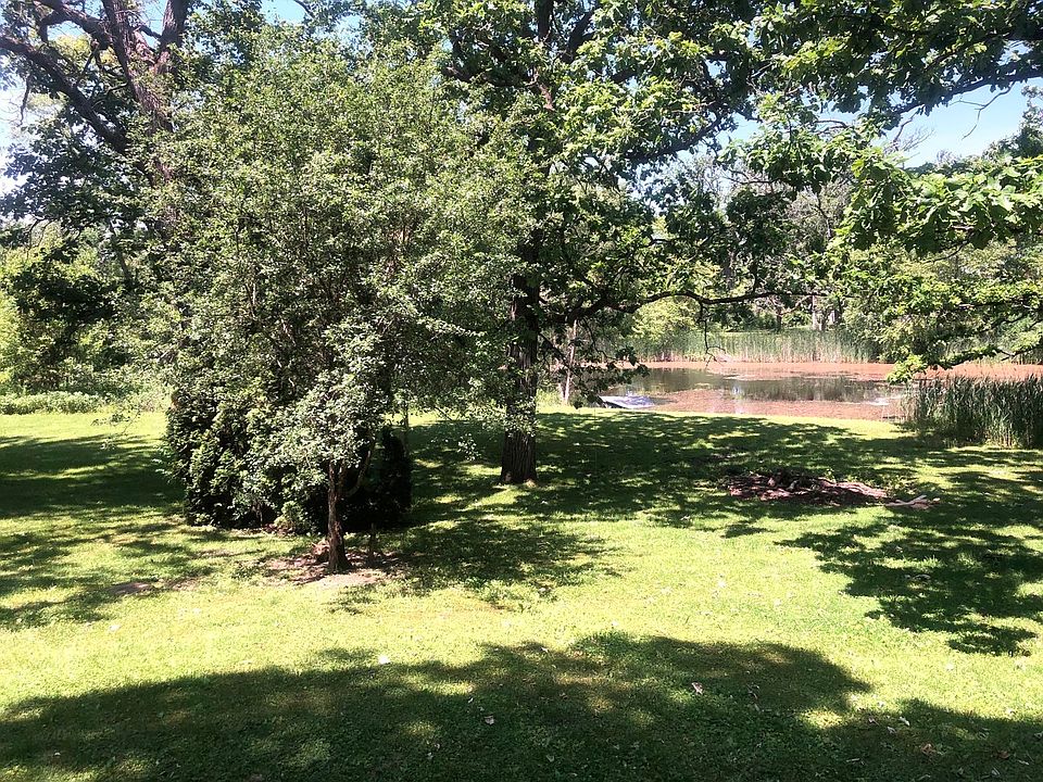 2nd image of 14506 Emery Ln