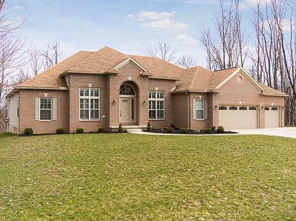 1st image of 421 Laurel Oaks Ln
