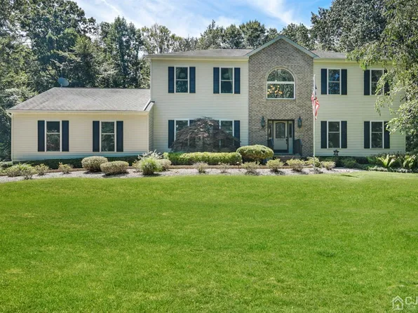 119-127 Broadway Rd, Cranbury, NJ 08512