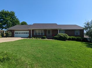 112 Watts St, Harrison, AR 72601