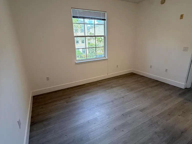 275 Murcia Dr #208 — Photo 57