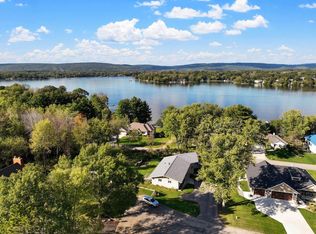 W13344 Klamer Rd, Lodi, WI 53555