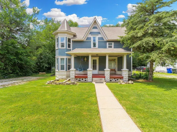 313 S Birch St, Hillsboro, KS 67063