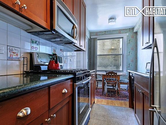 3rd image of 315 E 68th St APT 14A