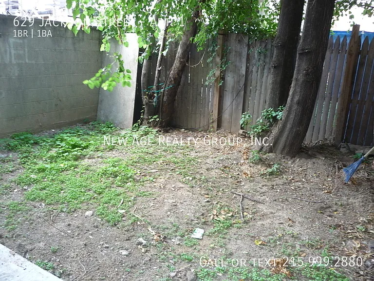 629 Jackson St #1 — Photo 9
