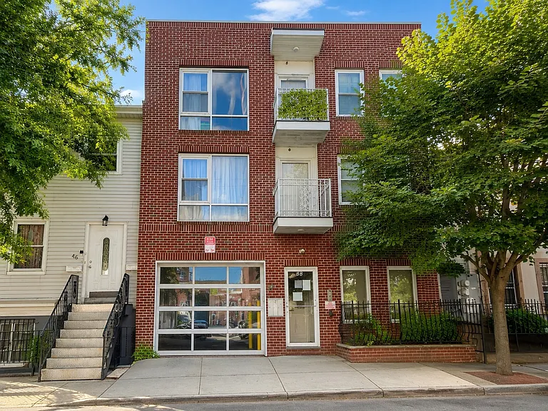 48 Union St #1 — Photo 1