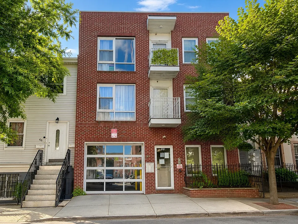 48 Union St #1