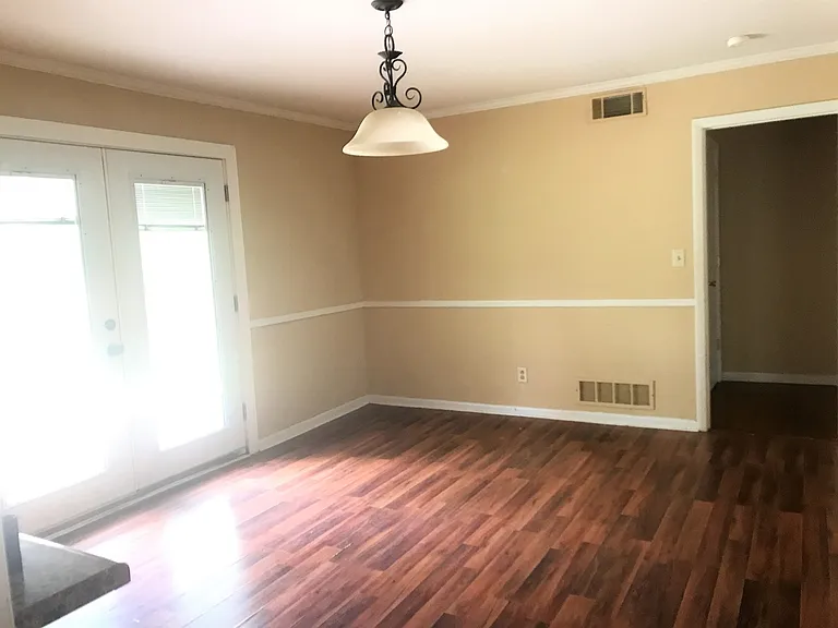 118 Sandy Way — Photo 5