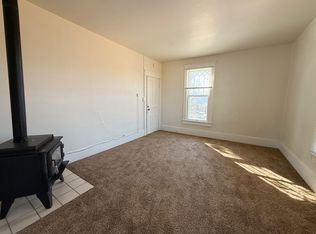 1008 6th St #3, Las Vegas, NM 87701