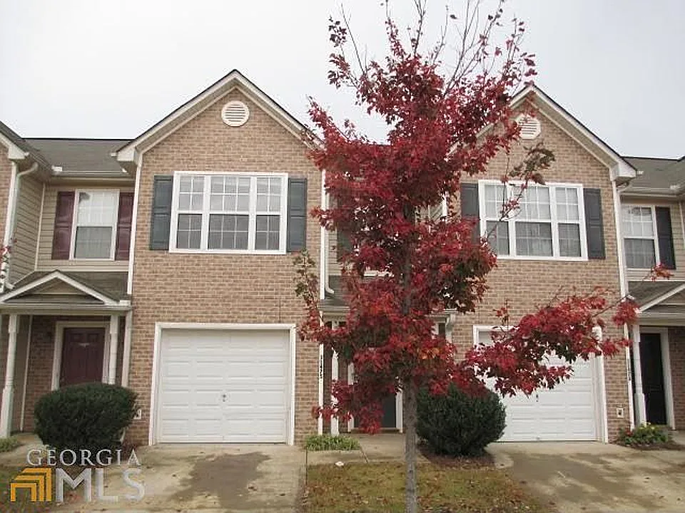 3 bed, 2.5 bath, 1524 sqft, $1,775 — Photo 2