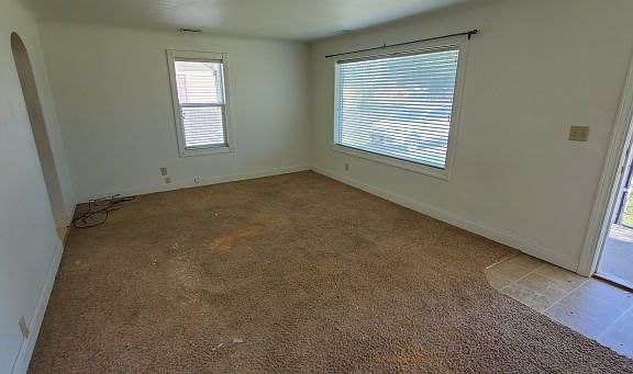 2nd image of 1137 Central Ave