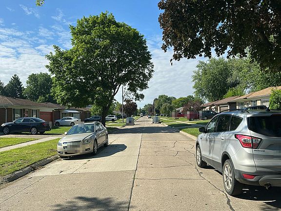5th image of 25744 Masch Ave