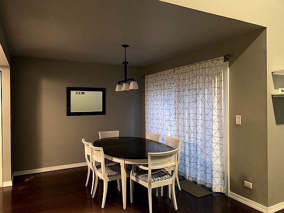 5th image of 4407 Edinburg Ln