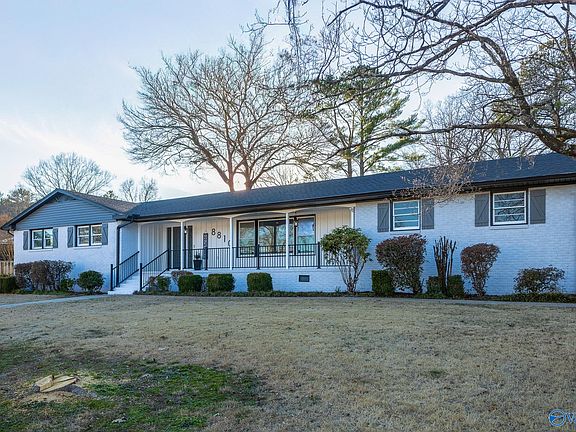 3rd image of 8810 Bridlewood Dr SE