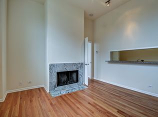 3257 N Sheffield Ave APT 306, Chicago, IL 60657